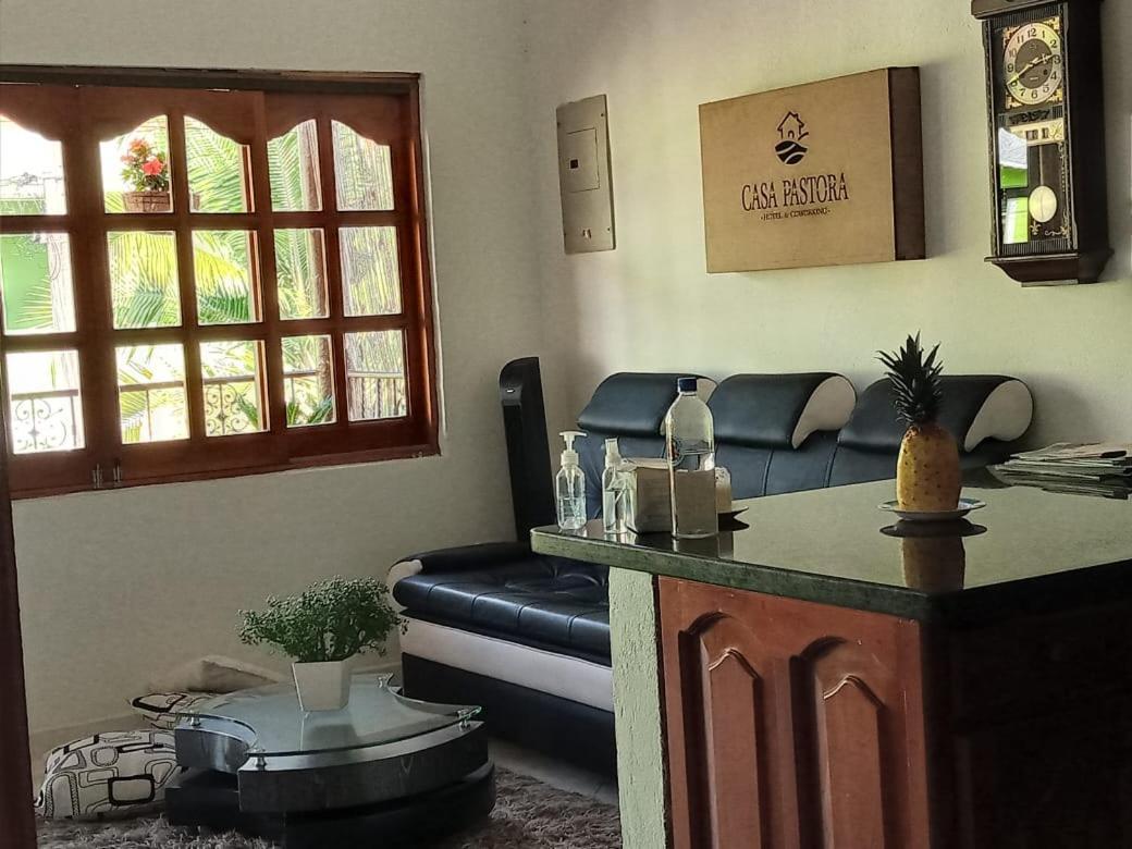 Casa Pastora Coworking Bed & Breakfast Guatape Bagian luar foto